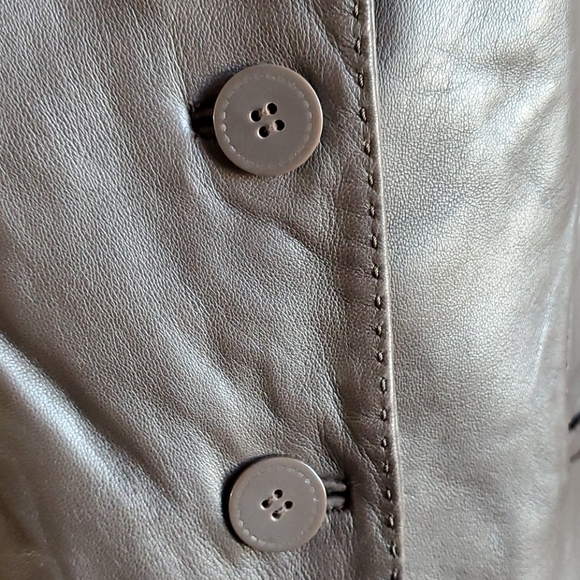 VAKKO Sport Leather Jacket - Picture 9 of 10